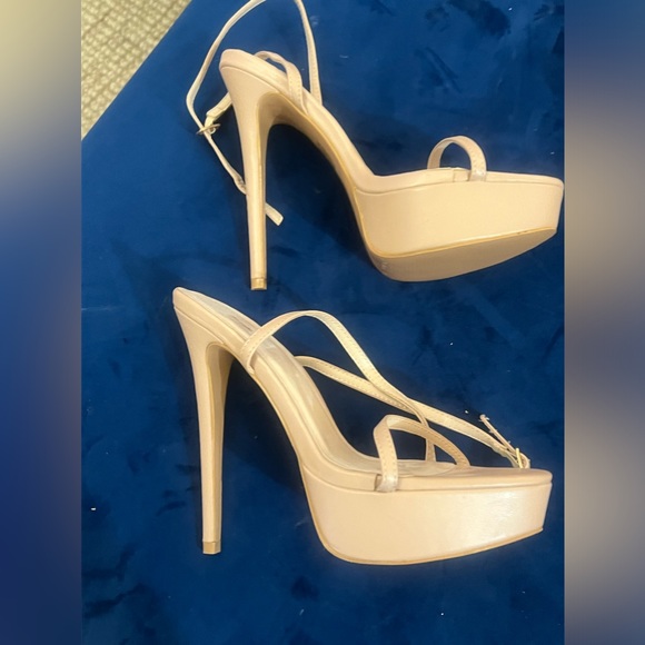 PrettyLittleThing NUDE Platform Strappy High Heels - Picture 3 of 10